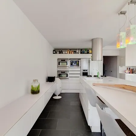 Luxueus 100 Stappen Zee En Appartement